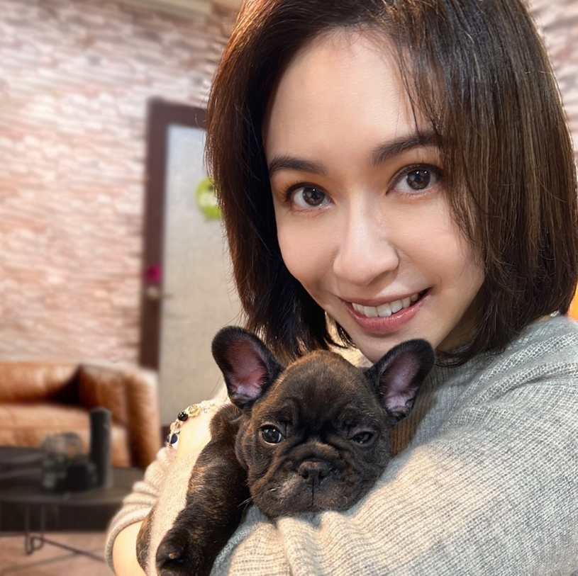 連勝文兒子18歲了！蔡依珊「曬出母子慶生同框照」　 長子真面目曝光「神複製爸爸基因」