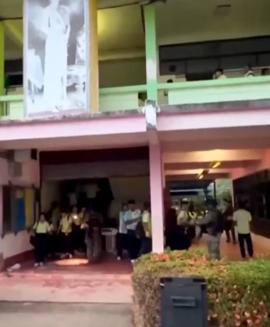 高中爆血案！女校長「為保護學生身亡」　現場混亂「7警察緊急送醫」