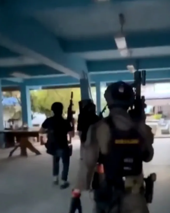 高中爆血案！女校長「為保護學生身亡」　現場混亂「7警察緊急送醫」