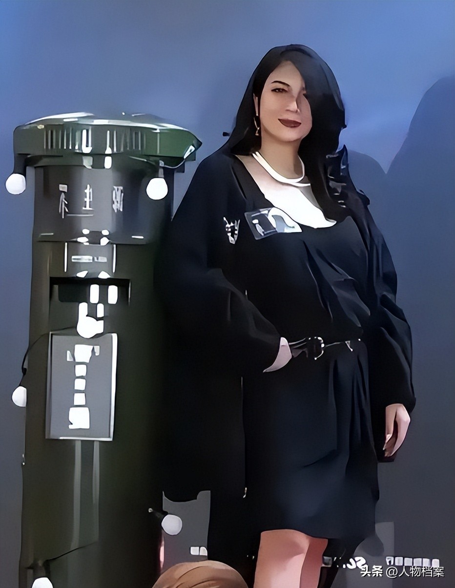 被封頂級美女！她因嬌豔外貌「被成龍苦追6年」　如今62歲「體重飆升110公斤」現身卻羨煞眾人