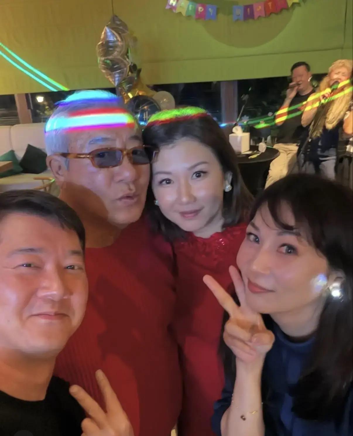 關之琳前男友！他72歲「戀上小30歲女友」　彼此相伴20年「卻遲遲沒名分」真相引心疼