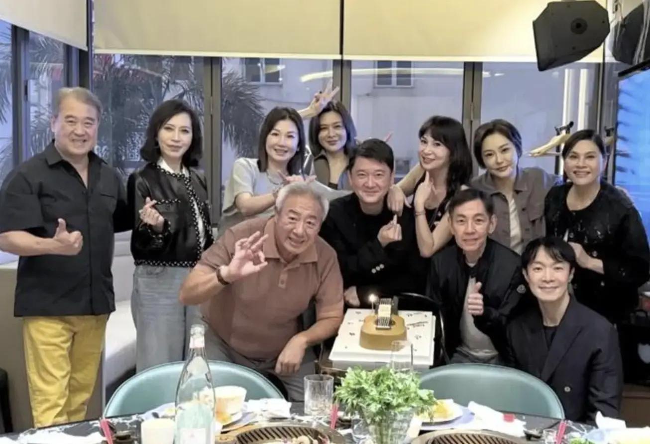 關之琳前男友！他72歲「戀上小30歲女友」　彼此相伴20年「卻遲遲沒名分」真相引心疼