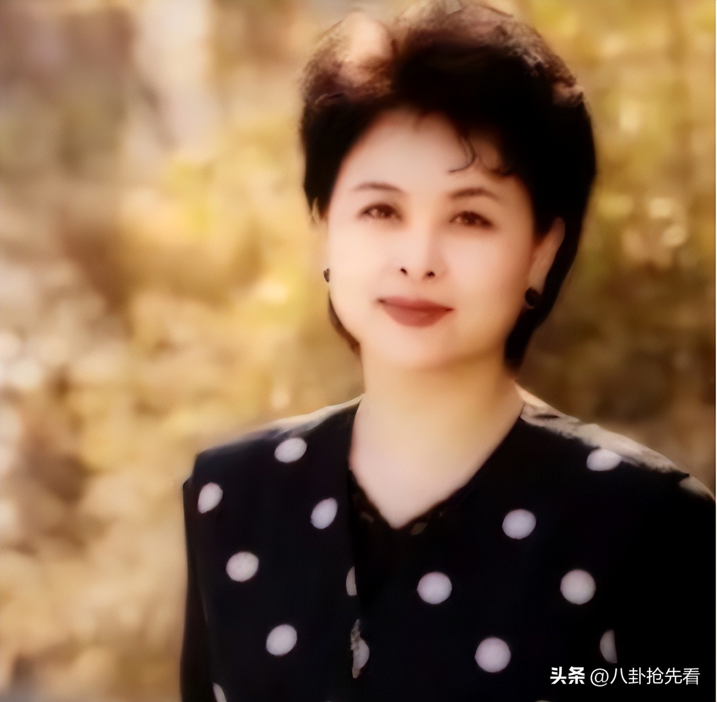 才退休5個月！資深女星傳出「在美國兒子家逝世」　臨終前「斷續吐26字遺言」讓人淚流滿面...