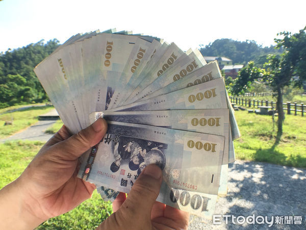 明天小年夜!命理師曝「5大生肖」財運炸裂 刮刮樂「4數字」是發財密碼