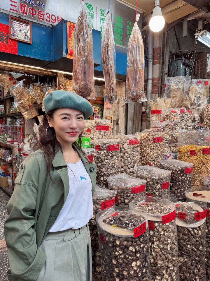 幫男友慶生！43歲鐵肺歌后「飯店櫃檯1句話」她意外抓姦　氣到砸蛋糕