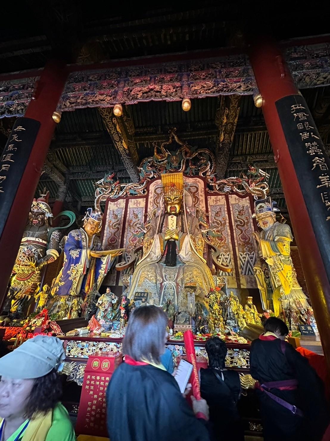 抽出國運下下籤! 關聖帝君警告「台灣馬年動盪不安」:面臨2大災難...