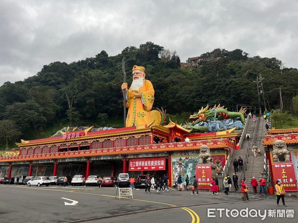 初五迎財神!網激推全台「5大最靈財神廟」 拜完這間「再摸財神爺鬍鬚」旺整年