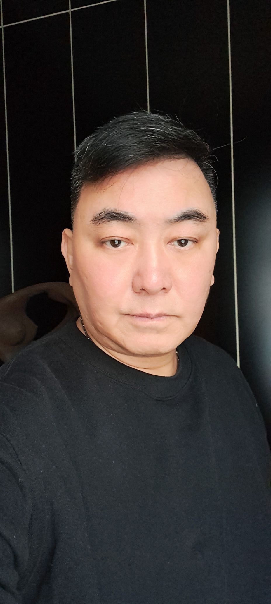 背債2億又罹癌!59歲徐亨消失「轉戰直播圈」 鬆口近況「收入曝光」崩潰:好想回去拍戲...