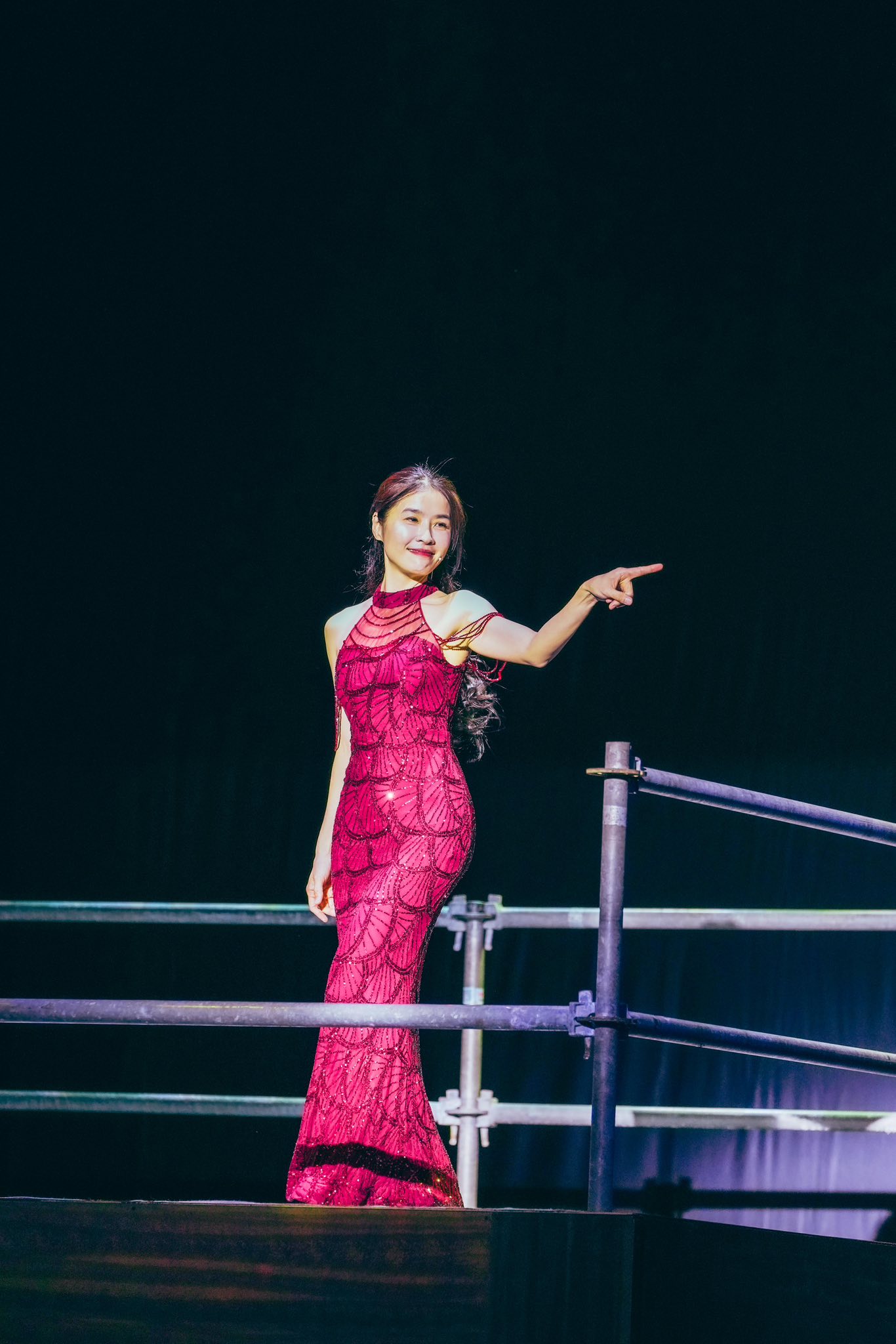 媽媽過年前離世!小嫻過第一個「沒有媽媽的年」 父女振作合照「和媽媽上香說一句話」網全看哭