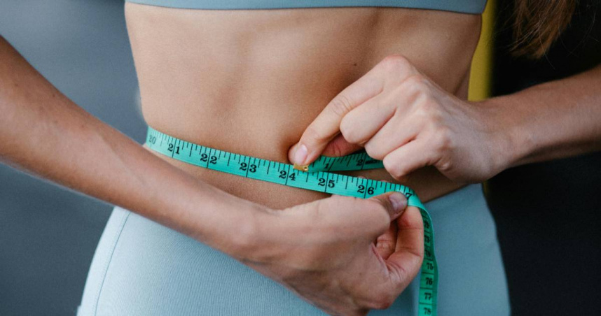 免花錢版瘦瘦針!研究證實「飯前先做簡單一事」有效減重:12週瘦2公斤