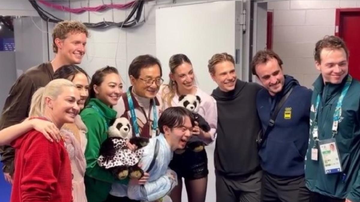 狠嗆兒子敗家!71歲成龍「認了父子斷聯」公開認錯 2個月後「房祖名1舉動」終於破冰...