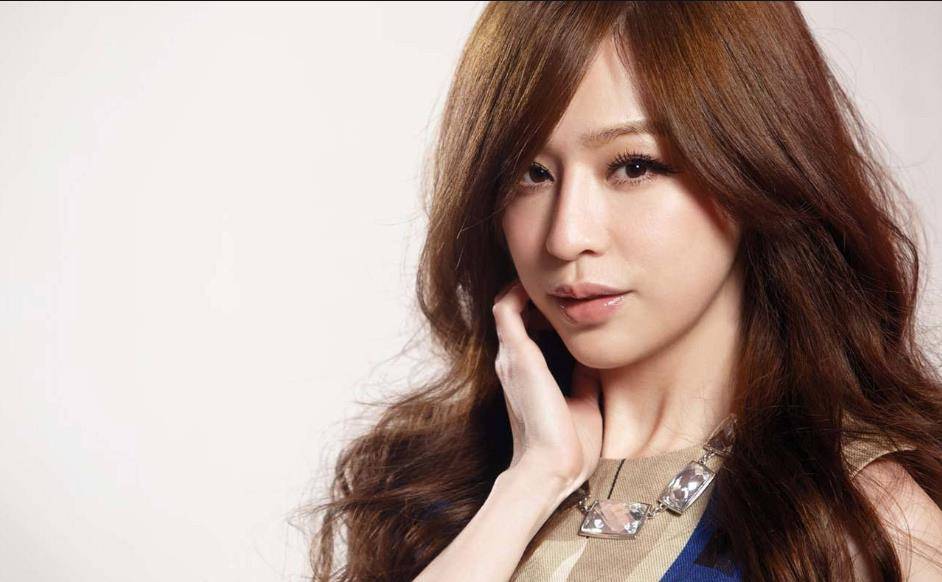 陽光影帝崩壞！他當年辜負王心凌「被罵到消失演藝圈」　54歲「蓄鬍發福變大淑」徹底認不出