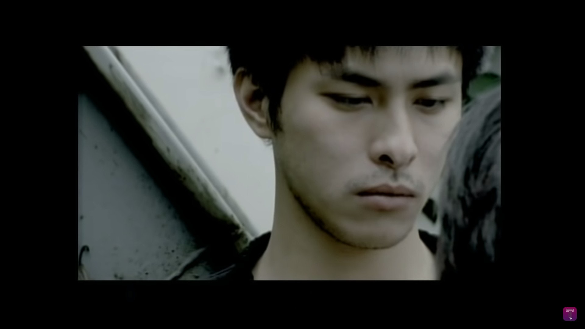 陽光影帝崩壞！他當年辜負王心凌「被罵到消失演藝圈」　54歲「蓄鬍發福變大淑」徹底認不出