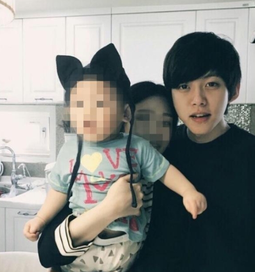 男星遭毀滅級爆料「婚內出軌+拒付贍養費」！前妻怒「兒子比貓還不如」：精神有正常？