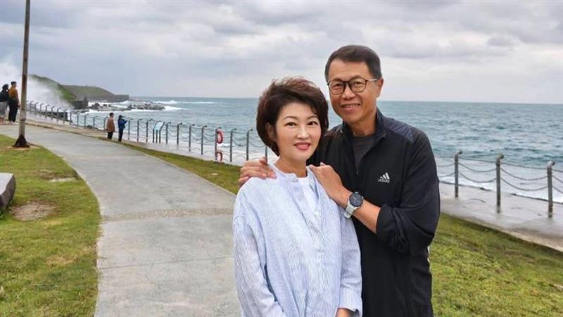 中天女主播「為何住院1個月就過世」？家屬曝原因「手抖簽放棄急救」