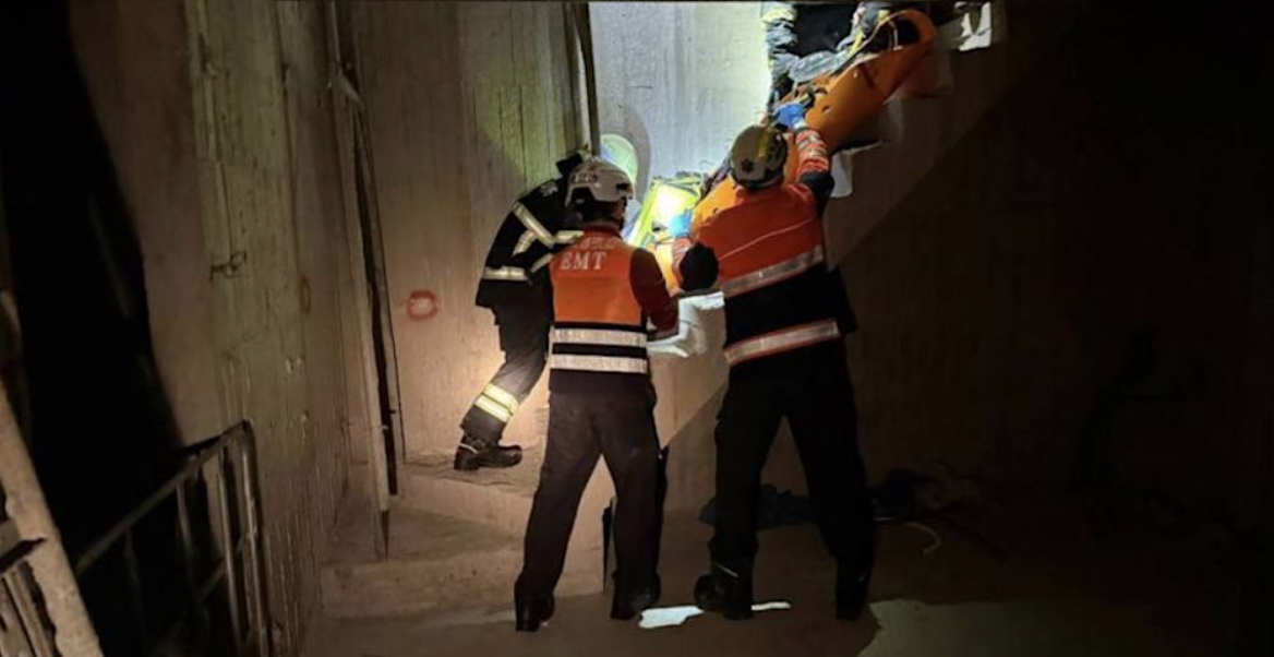 尪過下班時間遲遲沒回家!北市人妻急報警「靠定位找人」 驚見「他倒臥水塔內」:還有另一男