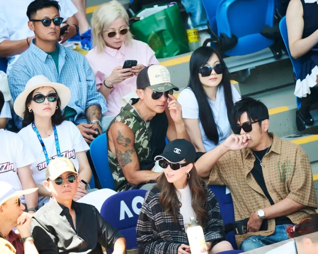 周杰倫兒子高清照曝光！8歲神基因「集結混血媽、天王爸優點」　超Q一幕網驚：「迷你版周杰倫」