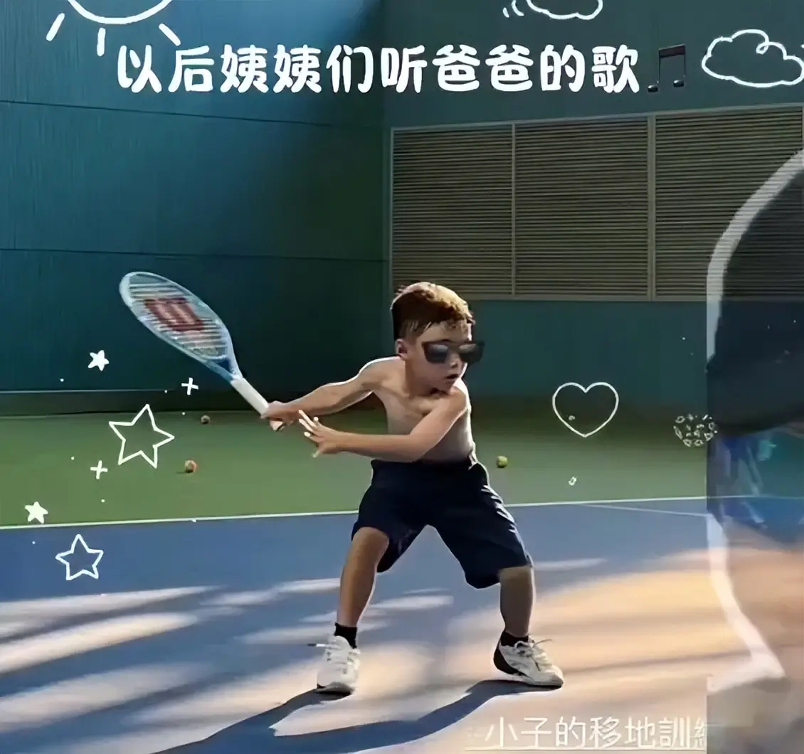 周杰倫兒子高清照曝光！8歲神基因「集結混血媽、天王爸優點」　超Q一幕網驚：「迷你版周杰倫」