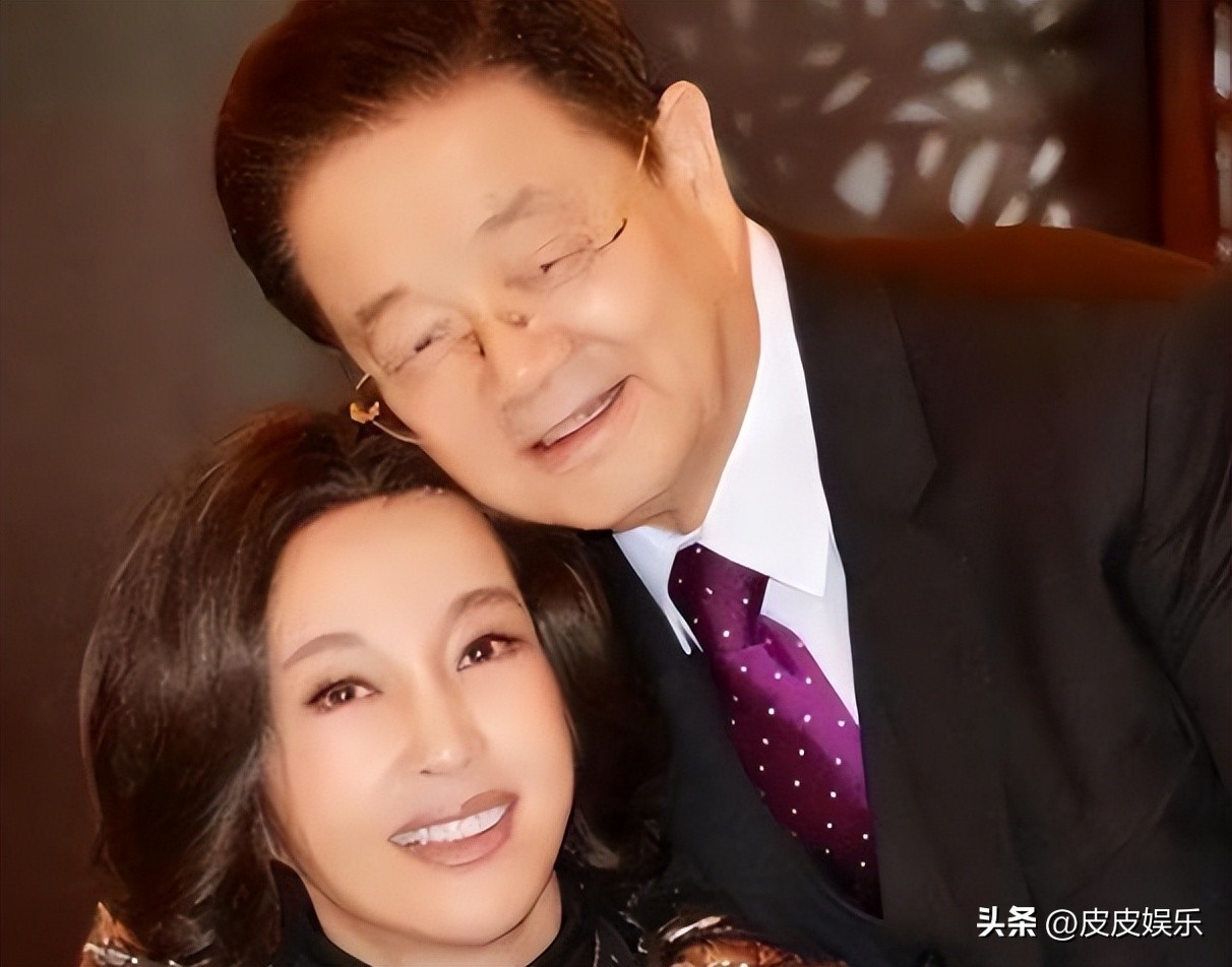 驚爆有8個男友！75歲影后「再和小30歲搭檔拍吻戲」　網看畫面傻眼「看一眼就發毛」　