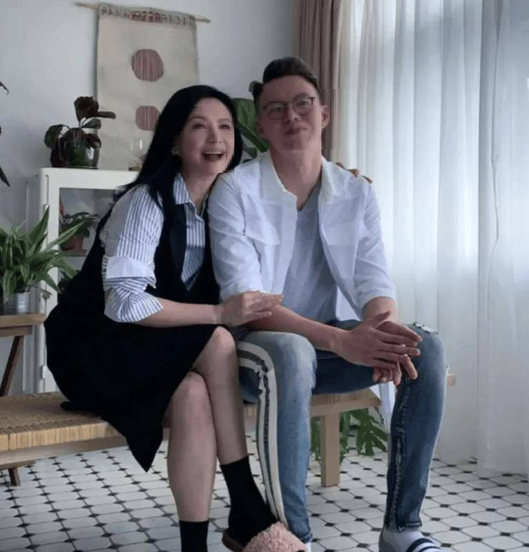 與梁朝偉同居6年!昔日絕美女星「獨自撫養兒子長大」 60歲依舊單身「凍齡顏值看不出年紀」