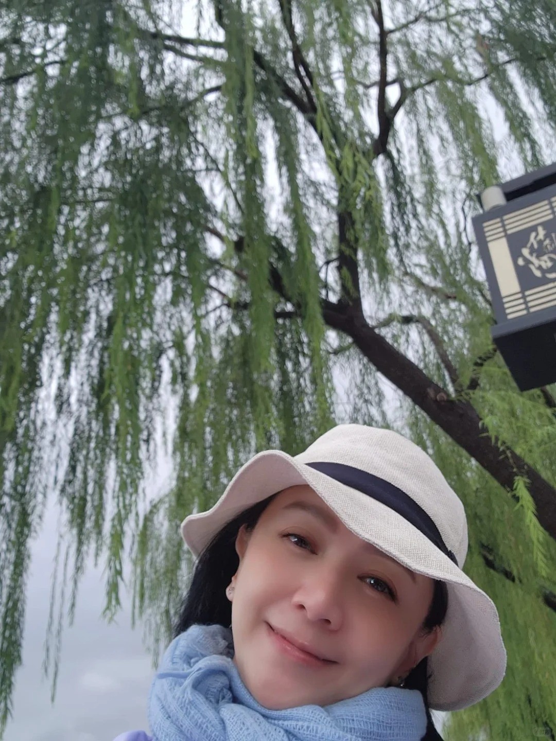 與梁朝偉同居6年!昔日絕美女星「獨自撫養兒子長大」 60歲依舊單身「凍齡顏值看不出年紀」