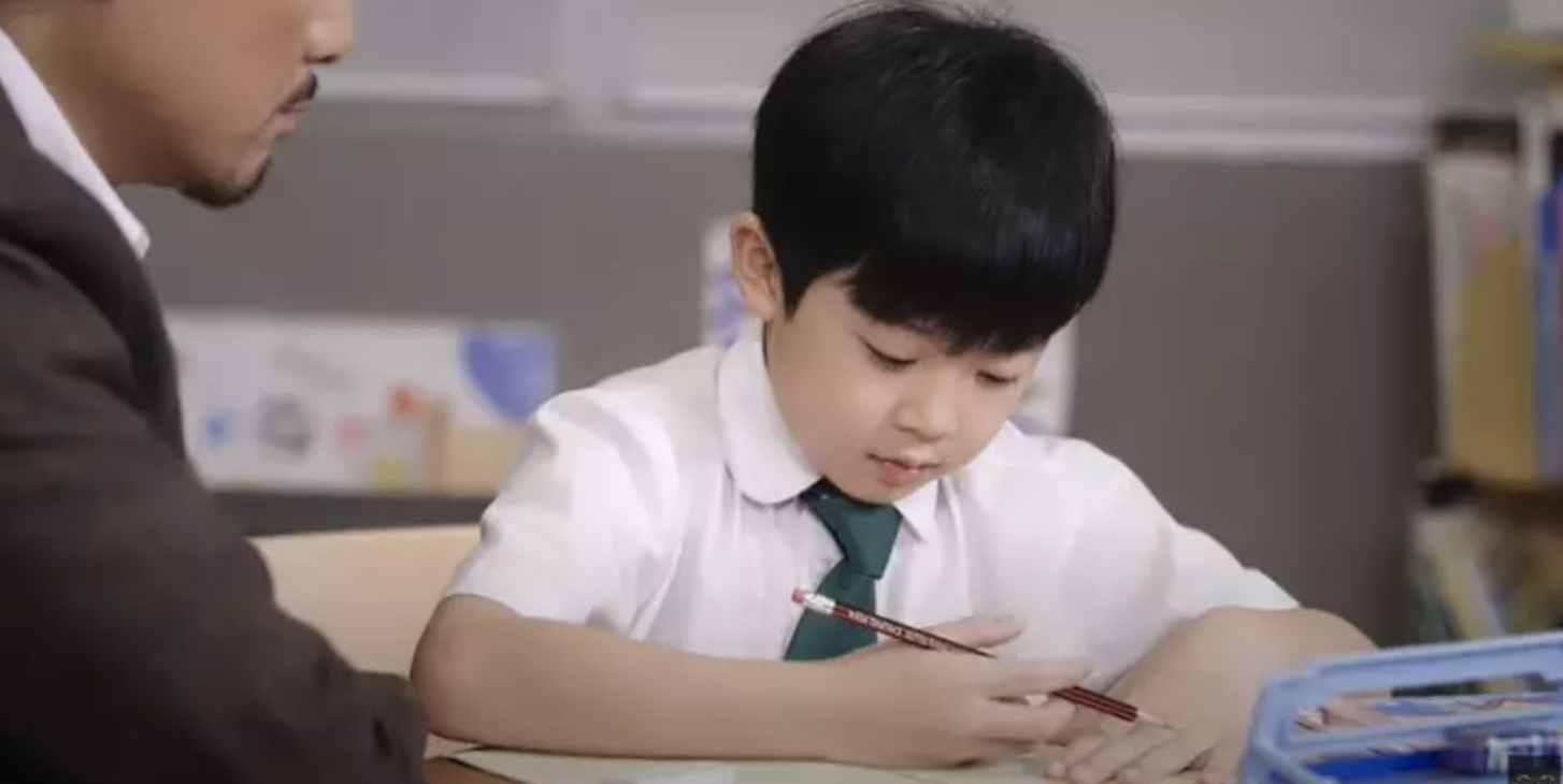 生獨生子從小富養！對孫子也大方「每年包5萬大紅包」　今年過年「看到媳婦副駕駛座」一切戛然而止