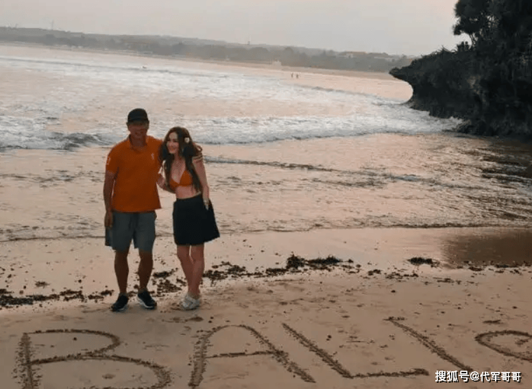 嫁豪門堅持不生！溫碧霞遭婆婆放話「不生孩子不進門」　26年後「活出公主般人生」網稱羨：沒做錯決定