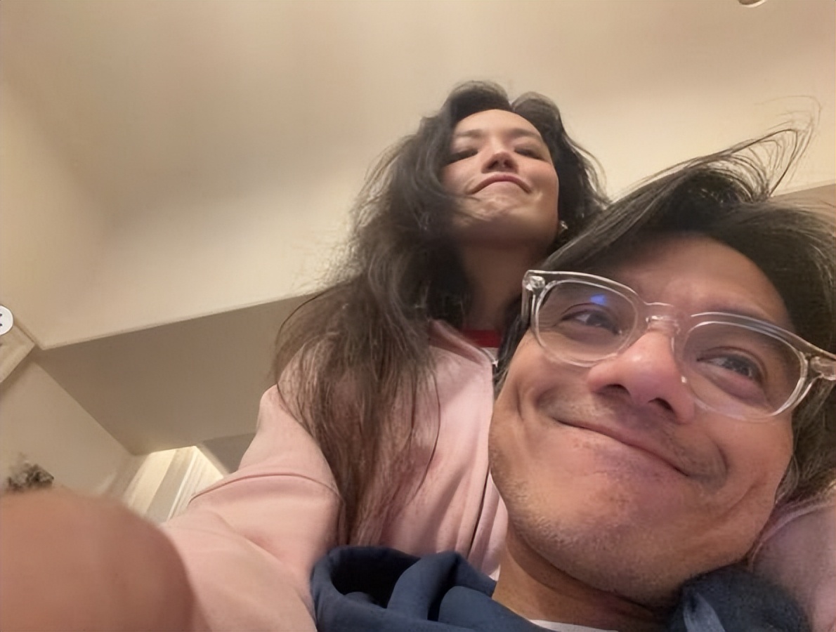 登國際時裝周美翻！49歲舒淇「剪掉多年大長髮」　短髮封神「一轉身側面全空」驚艷米蘭