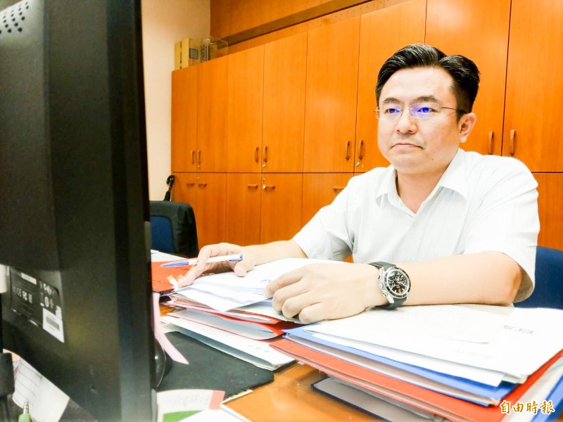 快訊/震撼政壇!宜蘭戰將驚傳「1家3口全失蹤」 國中兒也被通報中輟