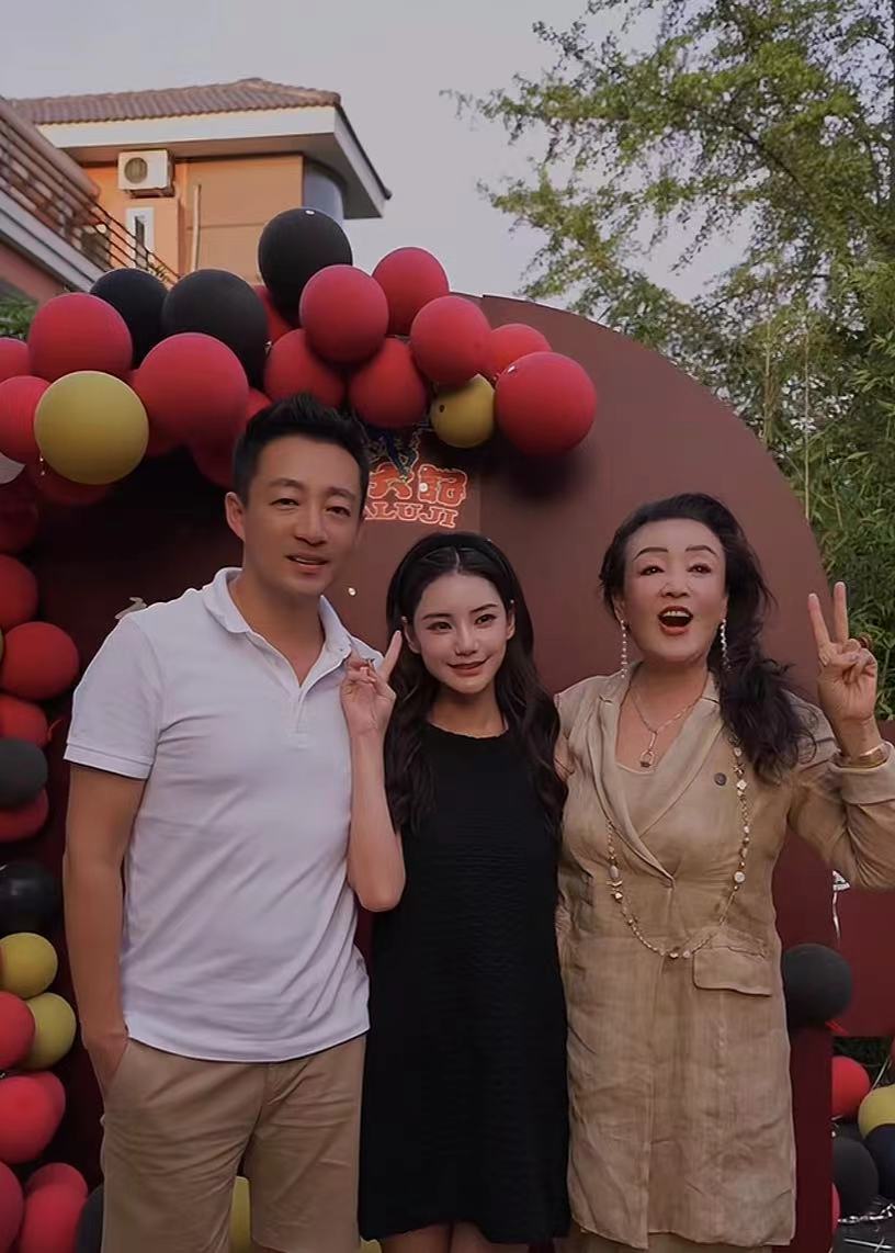 又被張蘭害慘!汪小菲「當奶爸親力親為」被讚專業 挨轟「立好爸爸人設」他火大揭內幕