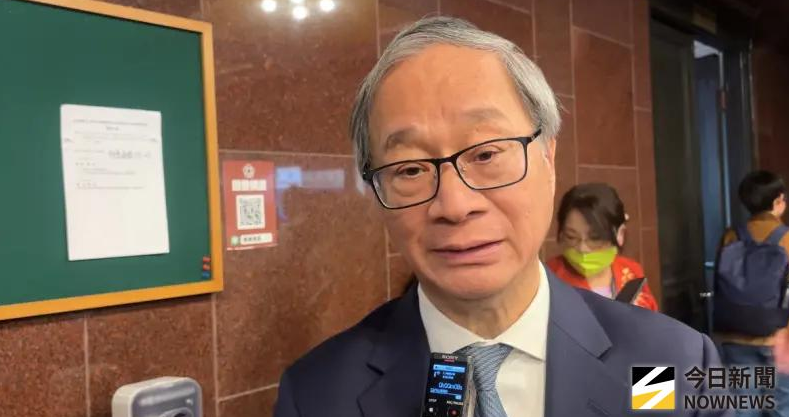 政府部長「驚傳跌倒緊急送醫」！