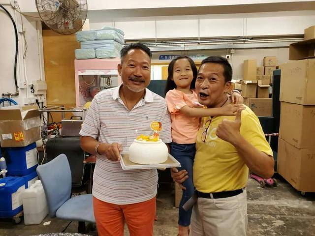 才目睹好友猝死！63歲老戲骨自爆「罹患帕金森症」　看淡生死「鬆口最新病情」：已經不受控制...