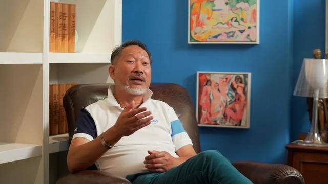 才目睹好友猝死！63歲老戲骨自爆「罹患帕金森症」　看淡生死「鬆口最新病情」：已經不受控制...