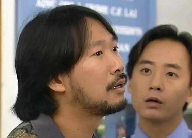 才目睹好友猝死！63歲老戲骨自爆「罹患帕金森症」　看淡生死「鬆口最新病情」：已經不受控制...