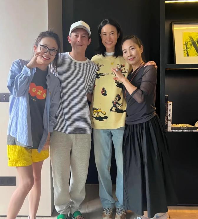 當年風靡萬千少女！ 大咖男星「斷崖式衰老」替女兒慶生　網一看近照愣住「父女像爺孫」