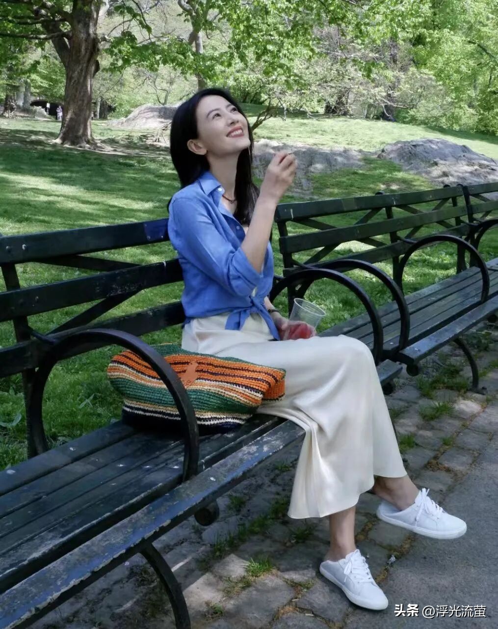 今年春天最流行「初戀裙」！誰穿誰時尚「清純好看又顯瘦」