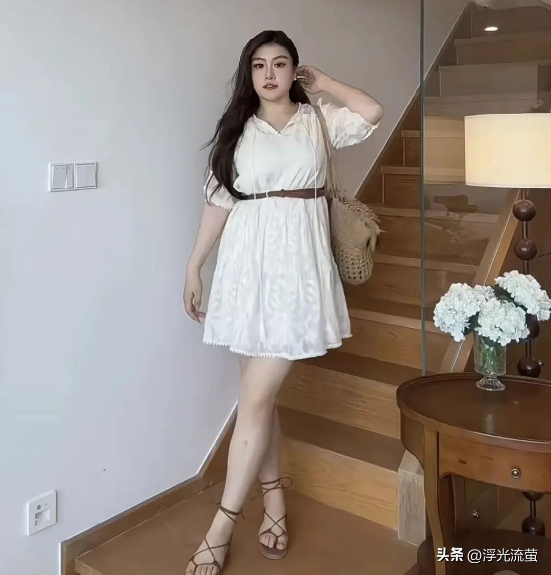 今年春天最流行「初戀裙」！誰穿誰時尚「清純好看又顯瘦」