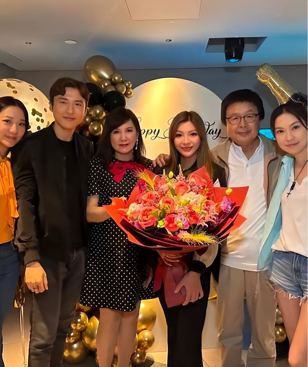 豪門尪出軌28年！她不生氣「還和小三和平共處」　多年後再同框「當眾人面復仇」網驚：佈局好久...