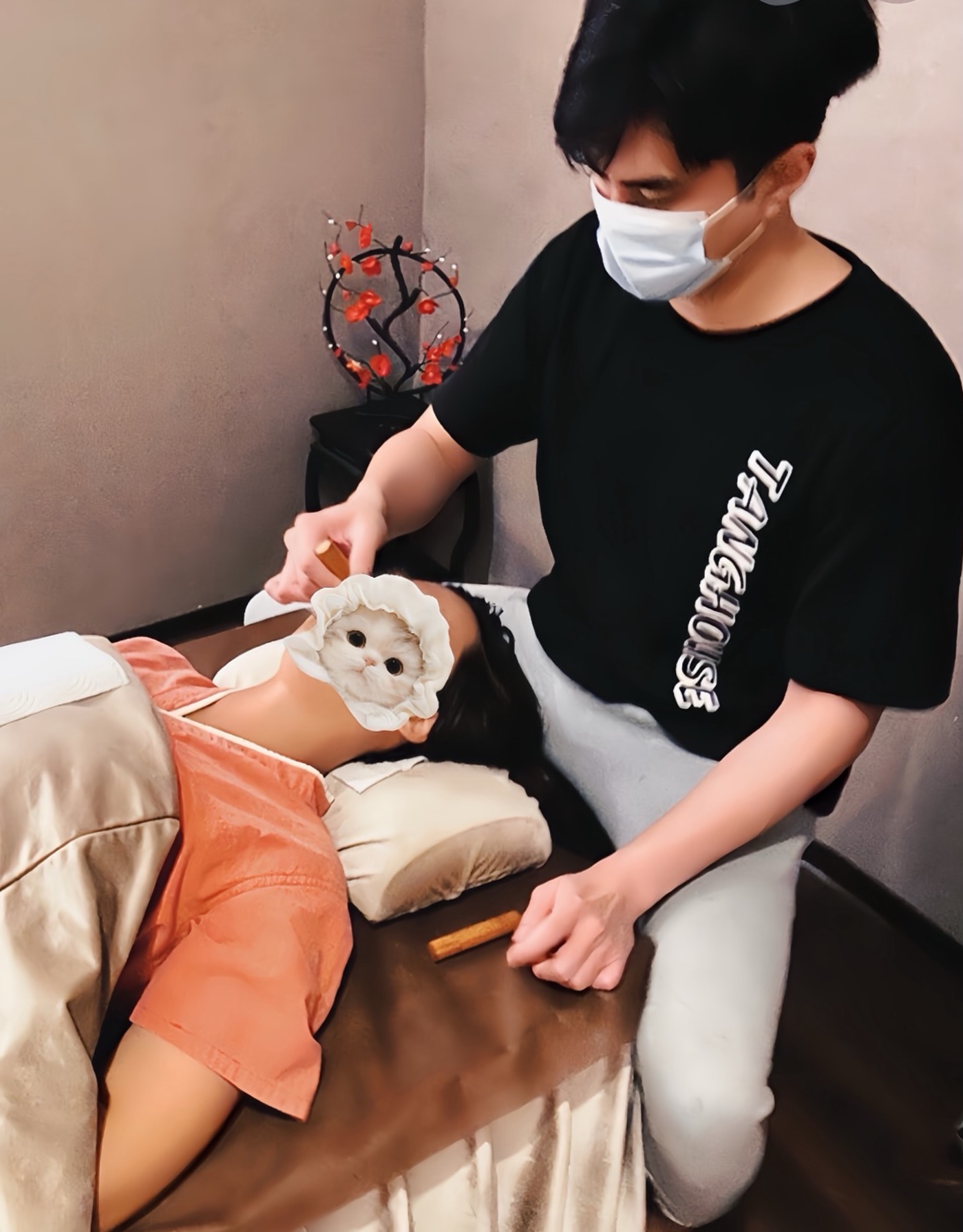 戶頭接近0元！40歲八點檔男星「站ATM前落淚」　遭年輕媽羞辱：「好好唸書別像他...」