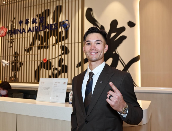 WBC連兩天開轟！費仔「成中華隊贏球英雄」　媽媽是台灣人「辣妻背景也驚人」