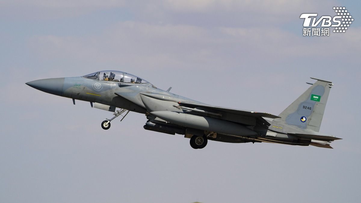 被亂炸到不爽！這國家怒嗆再攻擊就「展開報復」 　伊朗總統急道歉