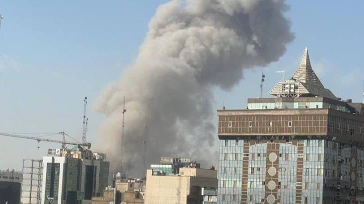 被亂炸到不爽！這國家怒嗆再攻擊就「展開報復」 　伊朗總統急道歉