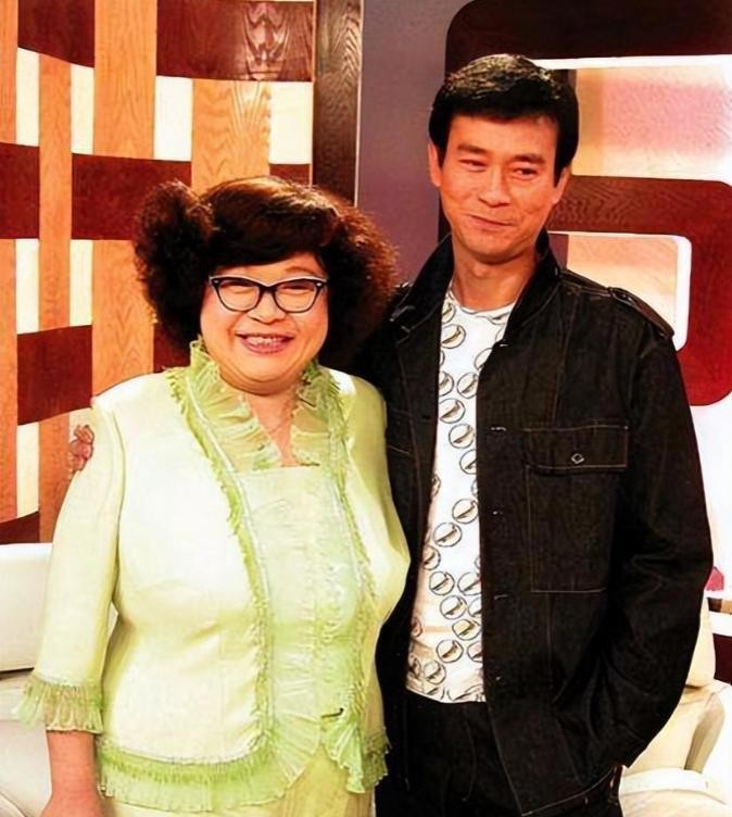 演藝圈渣男代表！鄭少秋走紅後「拋棄沈殿霞」不顧兒女　如今79歲「終於自食惡果」近況涼薄...