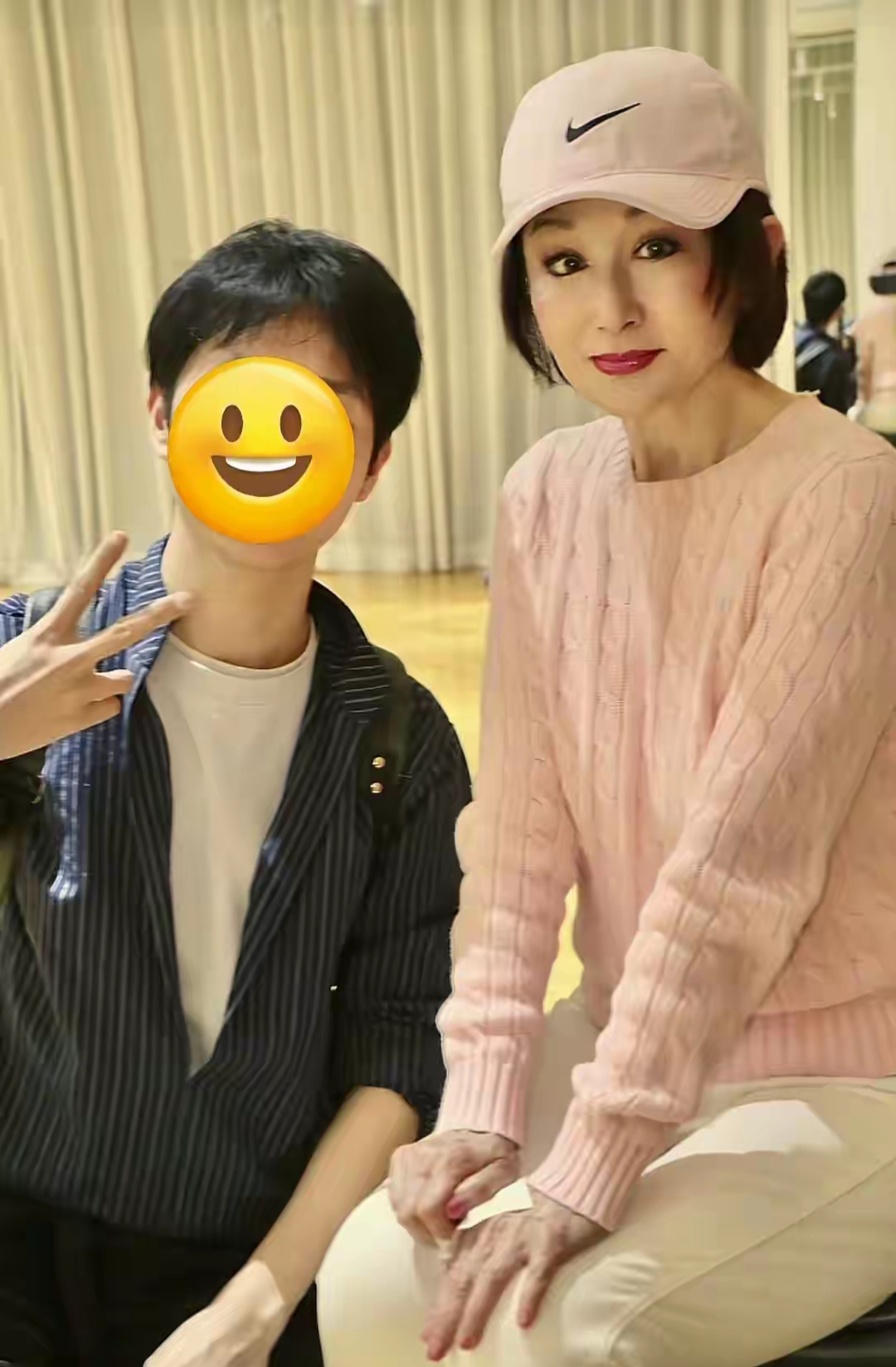 事業風光情路坎坷！77歲女神「渣夫出軌還求復合」　她單身至今「被偶遇驚天一幕」：根本反人類