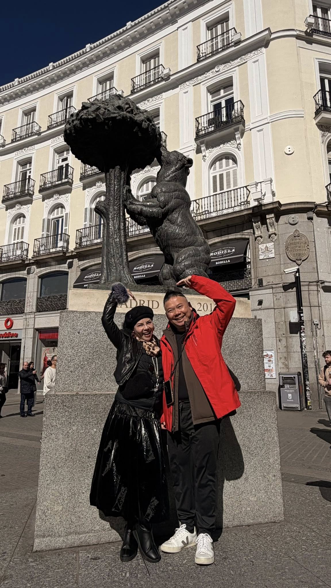 痛失摯愛！錦雯悲痛「沒辦法待在台灣」　淚謝「老公掏20萬大禮」