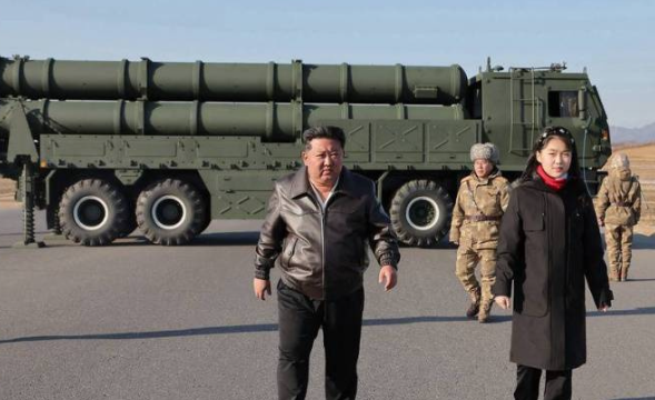 快訊／金正恩不忍了！一聲令下「直射飛彈引爆」　日本「緊急回應了」