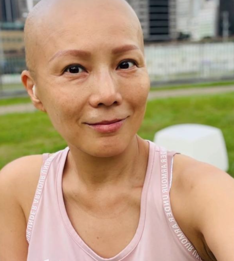 才爆乳癌復發！51歲女星證實「病情轉移腦部」　深夜淚崩嘆：「全身都是癌細胞...」