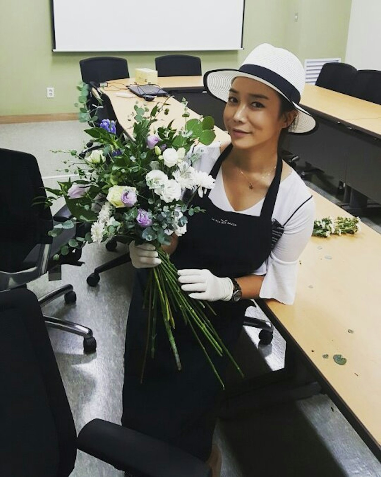 44歲高齡產子!資深女星淚曝「兒子自閉+智能障礙」 用愛等來奇蹟「竟養成天才」