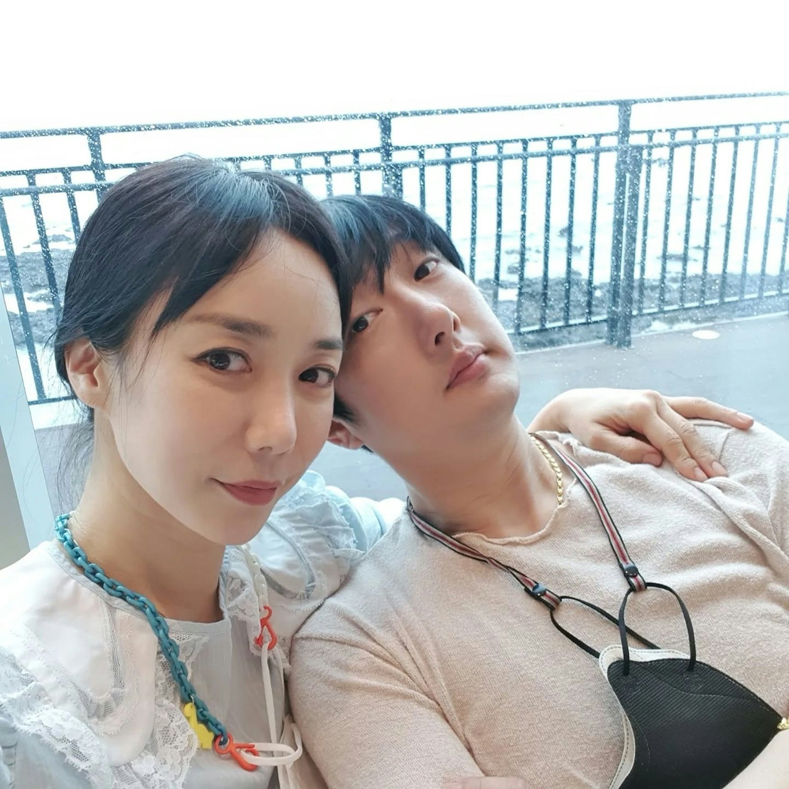 44歲高齡產子!資深女星淚曝「兒子自閉+智能障礙」 用愛等來奇蹟「竟養成天才」