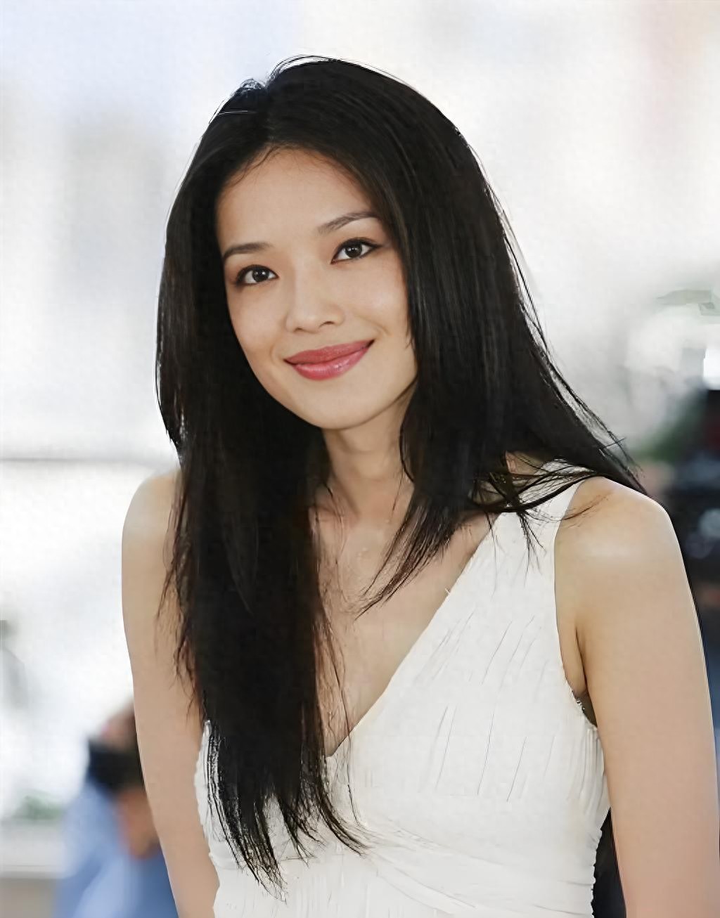 19歲一脫成名!49歲舒淇30年後被問「當年為何願意拍寫真」 她「直球回應」懾服全場